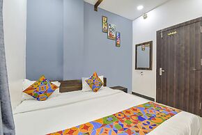 Fabexpress Anandam Palace Guest House
