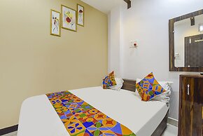 Fabexpress Anandam Palace Guest House