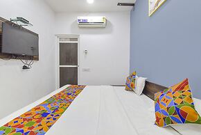 Fabexpress Anandam Palace Guest House