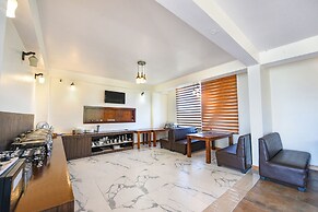 Fabhotel Alpine Retreat