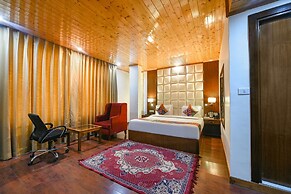 Fabhotel Alpine Retreat