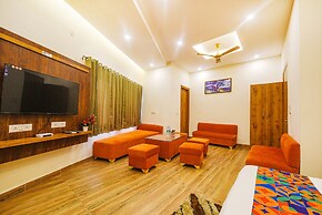 Fabhotel Shree Jii Luxury