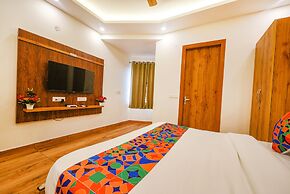 Fabhotel Shree Jii Luxury