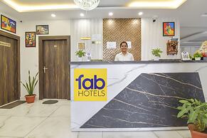 Fabhotel Dev Palace