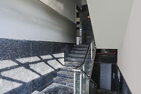 Fabhotel Star Divine