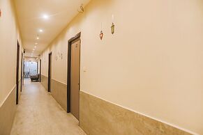 Fabhotel Star Divine