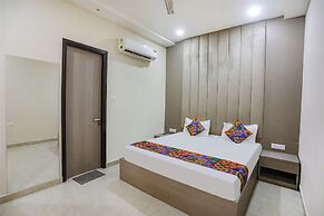 Fabhotel Star Divine