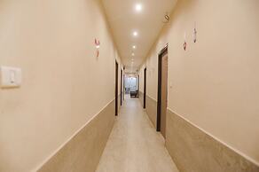 Fabhotel Star Divine