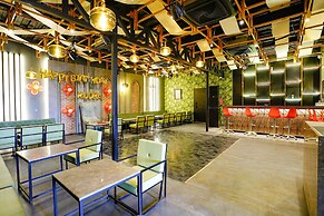 Fabhotel Prime Hangout