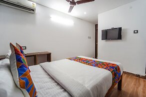 Fabhotel Chakra