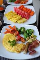 Creative Trawangan Stay