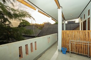 Creative Trawangan Stay