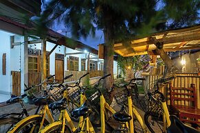 Creative Trawangan Stay