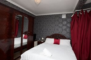 Stunning Spacious Bungalow With Ample Parking