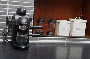 Stunning Spacious Bungalow With Ample Parking