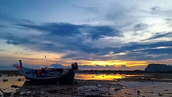 Libong resort