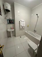 Ekadolli Guesthouse-by kerma hospitality