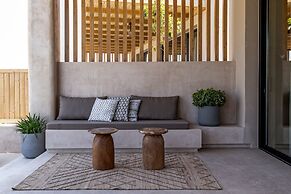 Cicada Suites & Villas