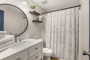 Phoenix 8 8904- Sand Shells Sun Can Rent at 18 3 Bedrooms 2 Baths