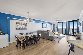 Phoenix 8 8904- Sand Shells Sun Can Rent at 18 3 Bedrooms 2 Baths