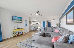 Phoenix 8 8904- Sand Shells Sun Can Rent at 18 3 Bedrooms 2 Baths