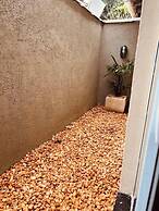 Suíte charmosa a 30 m da Orla Bardot 01