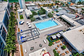 Ocean Oasis Costa hollywood