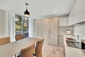 Ocean Oasis Costa hollywood