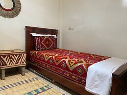 Anza Surf Life - BC Adventure