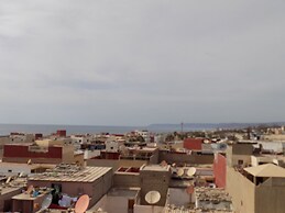 Anza Surf Life - BC Adventure