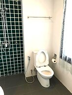 Rockstar Beach Apartments