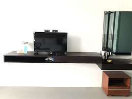 Rockstar Beach Apartments