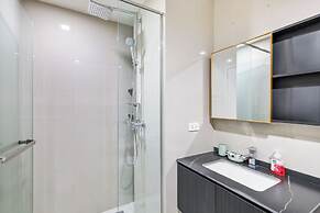 The Deck Condominium 184