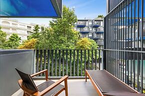 The Deck Condominium 184