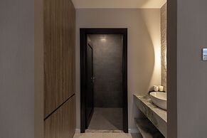 Luxhome Mekong Hotel