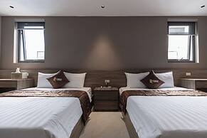 Luxhome Mekong Hotel