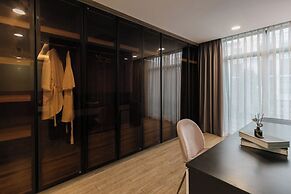 Luxhome Mekong Hotel