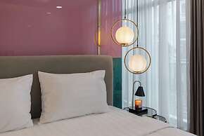 Luxhome Mekong Hotel