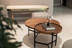 Luxhome Mekong Hotel