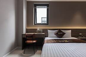 Luxhome Mekong Hotel