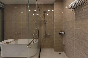 Luxhome Mekong Hotel