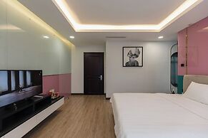 Luxhome Mekong Hotel