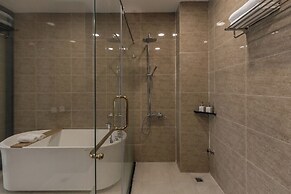 Luxhome Mekong Hotel