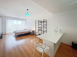 Spacious Studio in San Telmo With Balcony, Gym & Pool