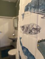 Room-spacious Room in Coliving Apartment