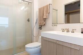 The Golf-view Condo by Acomodo