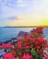 The Golf-view Condo by Acomodo