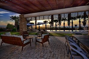 Incredible Large Villa In Paphos Sleeps 14 Children Pool, Jacuzzi, Hug