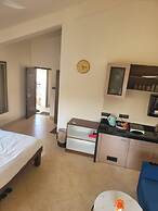 Elegant Studio In Assagaon