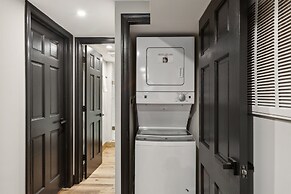 Charming 2BR Townhouse Condo in Heart of DC